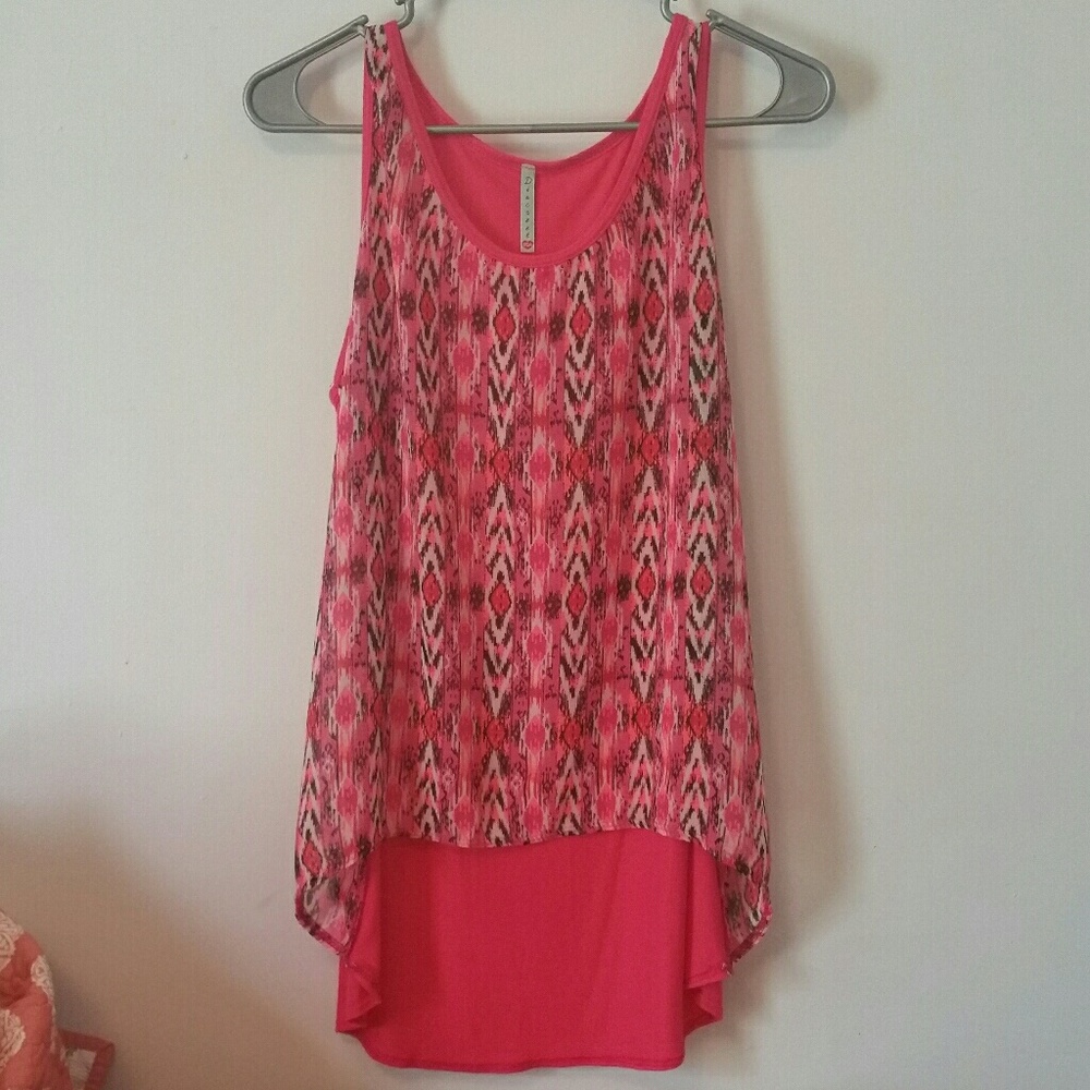 Pink pattern tank