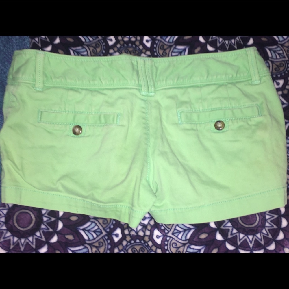 Shorts - Picture 2 of 3