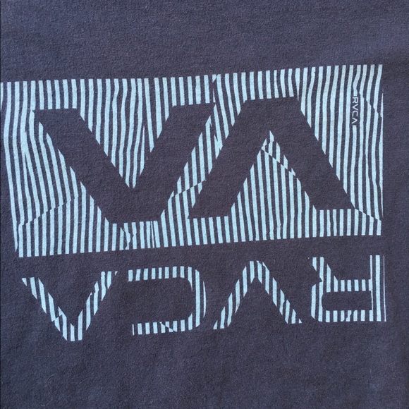 RVCA boys t shir⛔️SOLD⛔️t - Picture 2 of 3