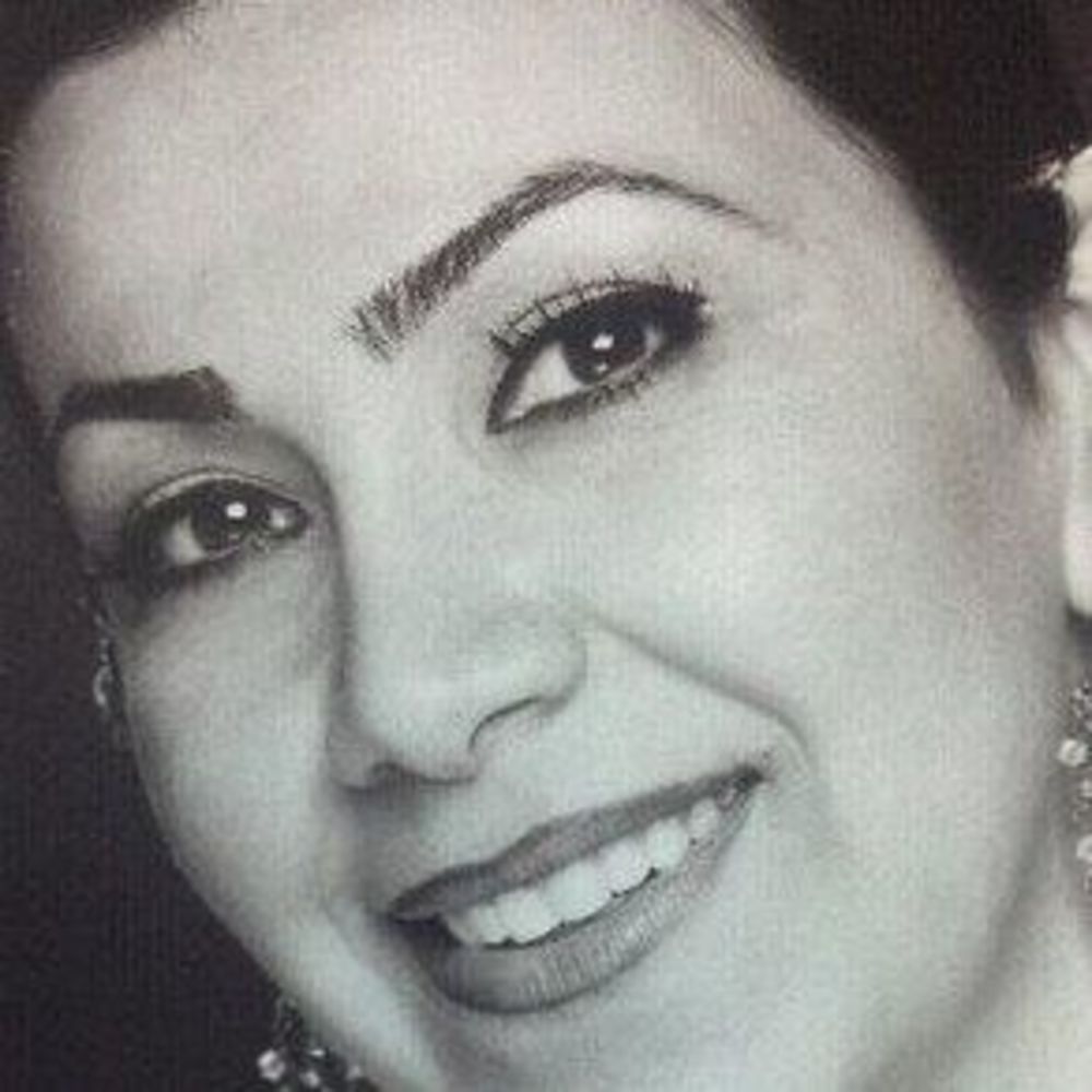 Meet your Posher, Najlaa