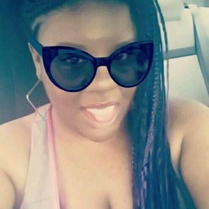 Meet your Posher, Dede