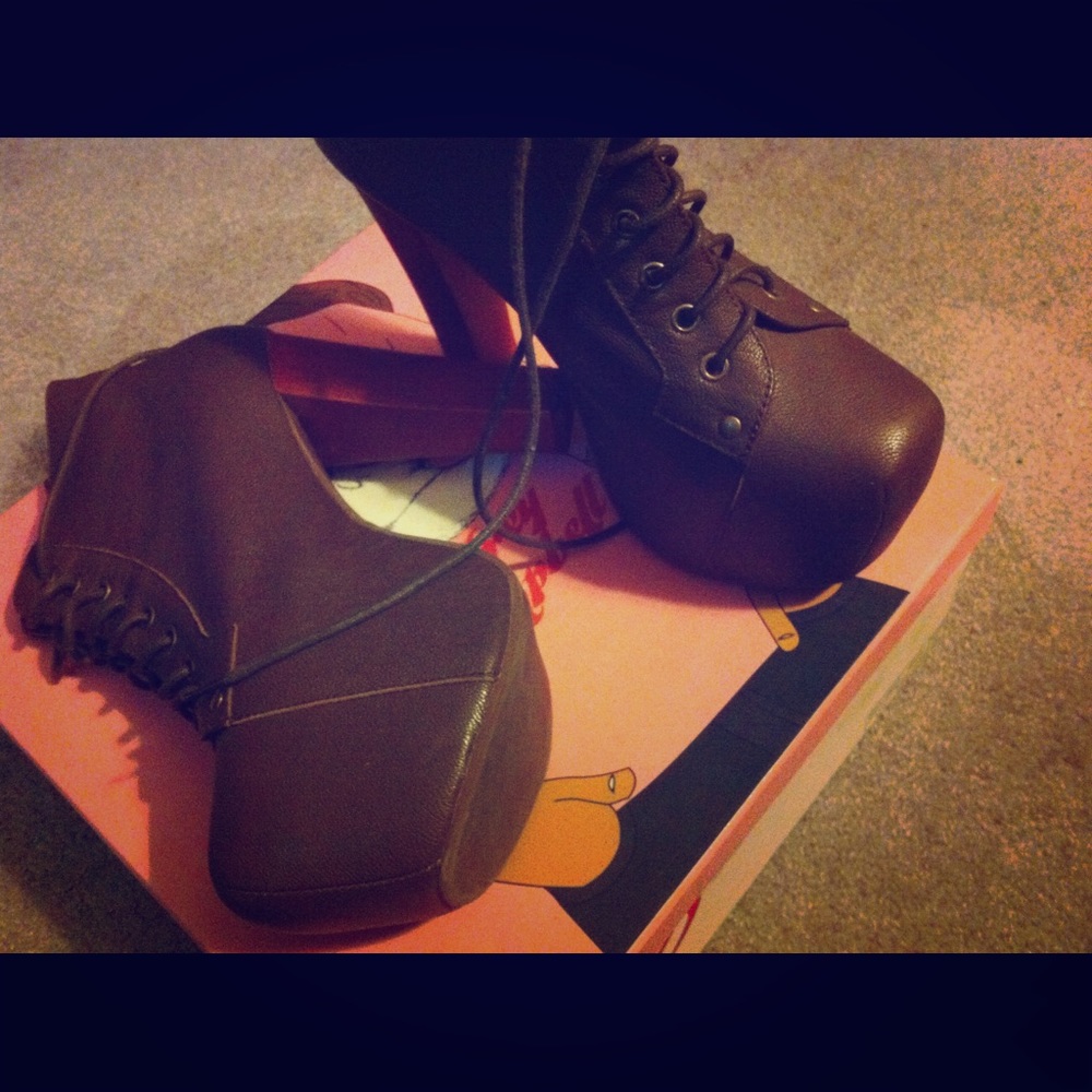 JEFFREY CAMPBELL LITA BOOTIE 😍