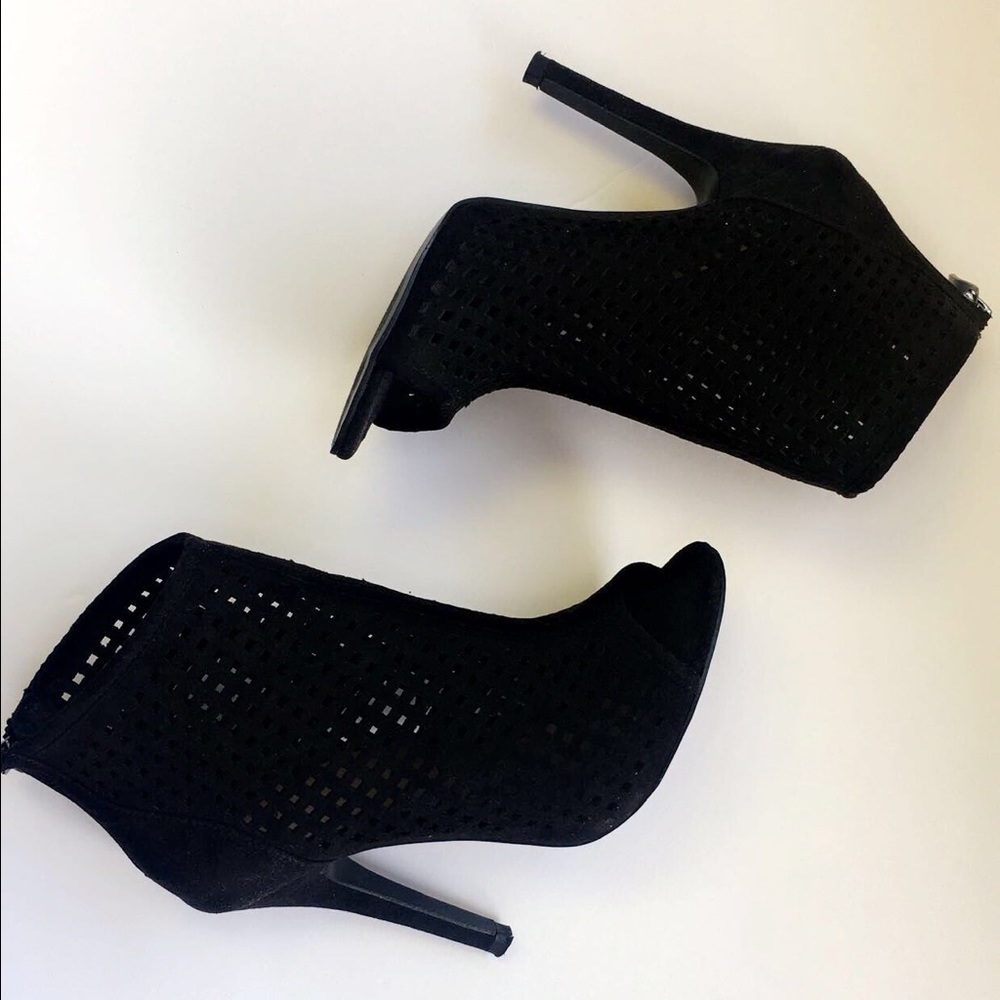 Chinese laundry heels