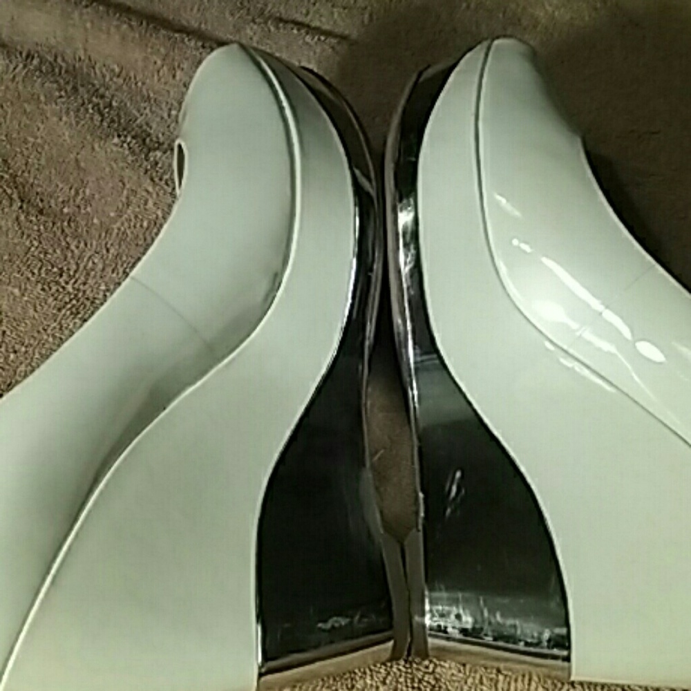 Ladies shoes