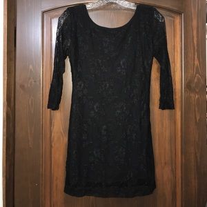 Black lace bodycon dress