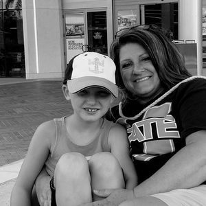 Meet your Posher, Christie