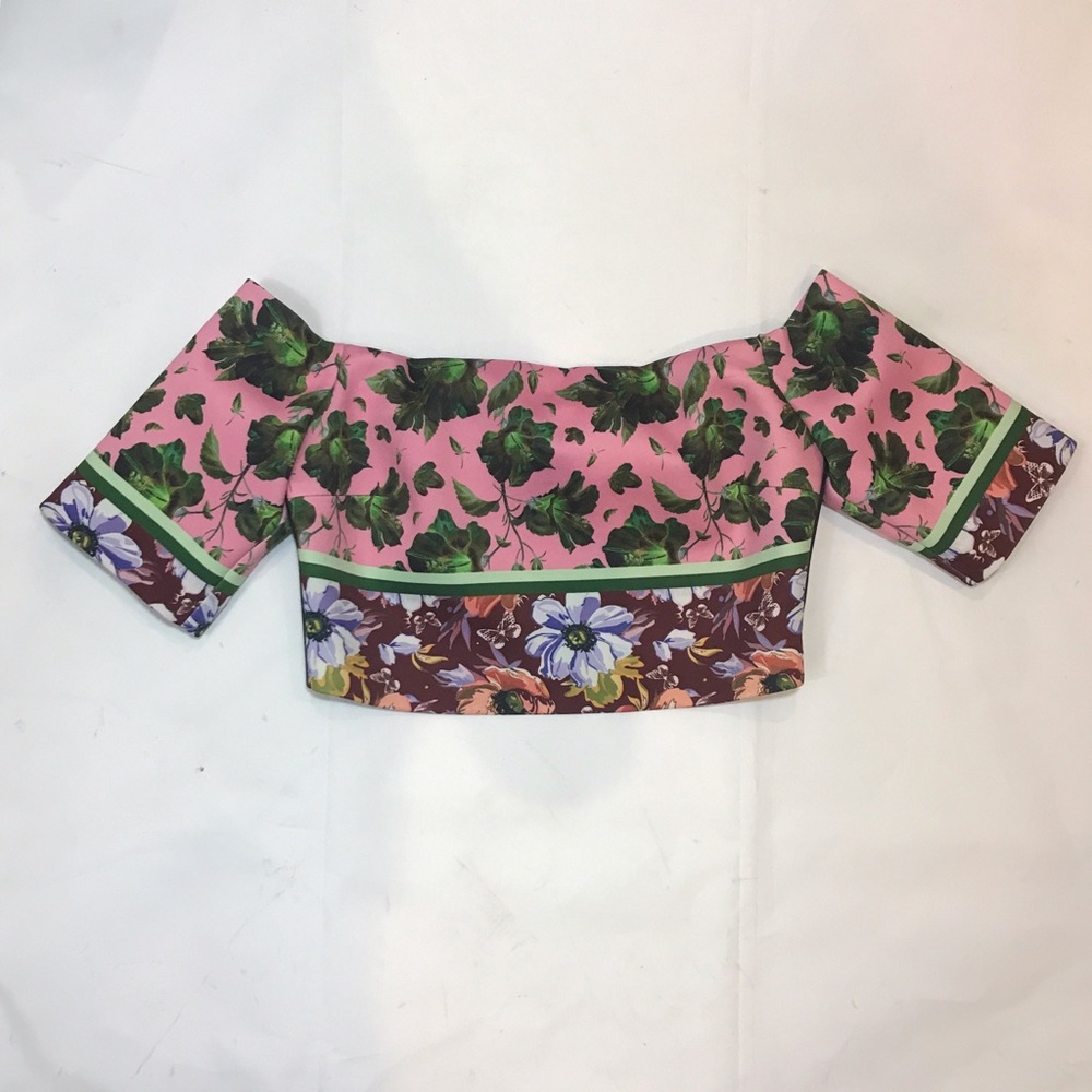 🌺 CLOVER CANYON: FLORAL CROP TOP 🍃