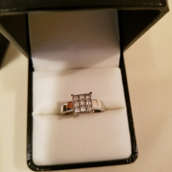 RING! PRICE DROP!!!!! - Picture 3 of 3