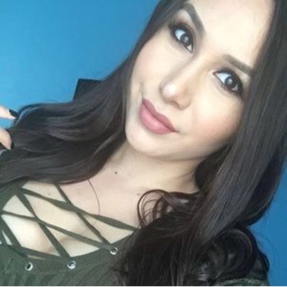 Meet the Posher 💗 - Picture 2 of 6