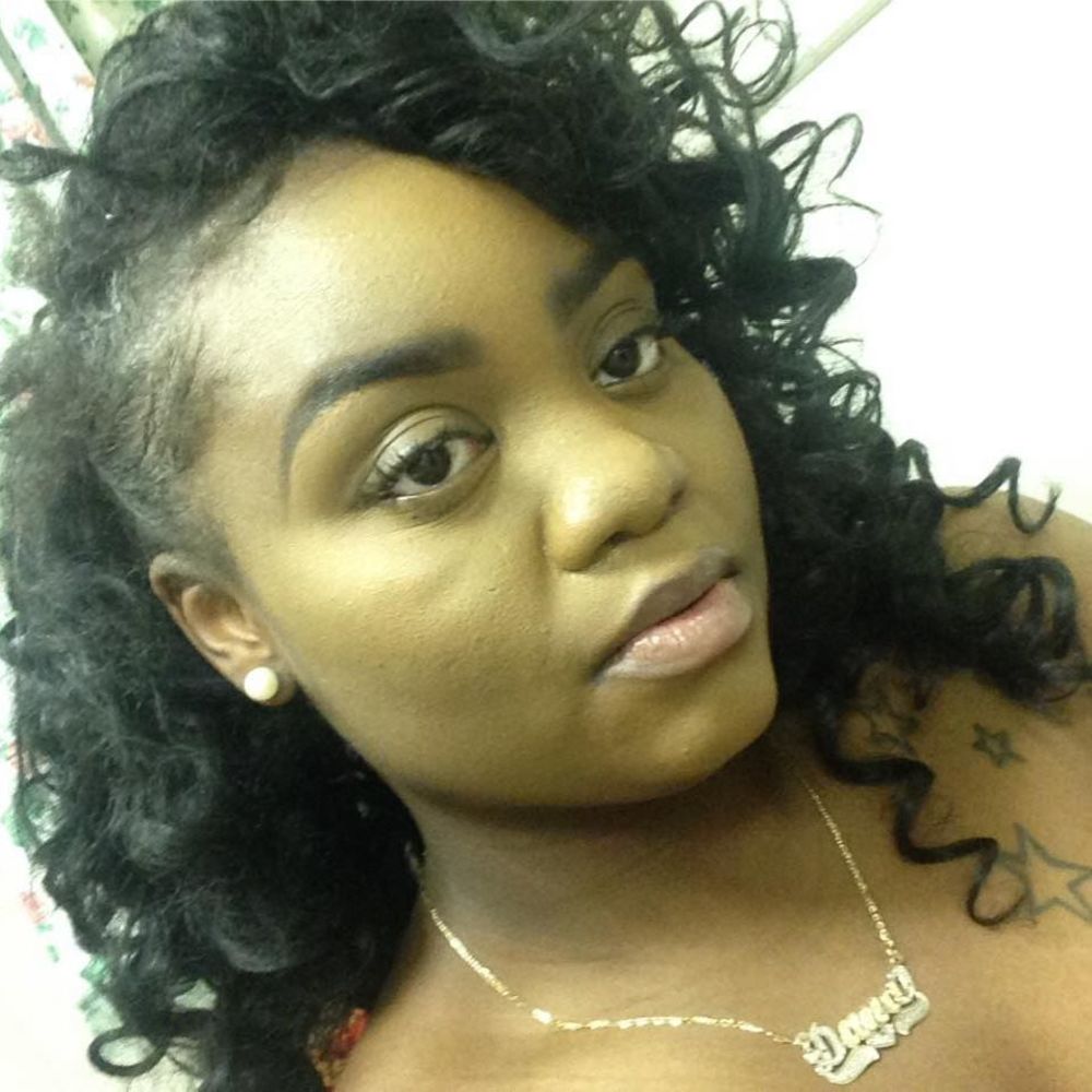 Meet your Posher, Dana