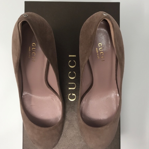 Gucci Suede Wedge Pump, classic Old Mauve Color - Picture 2 of 8