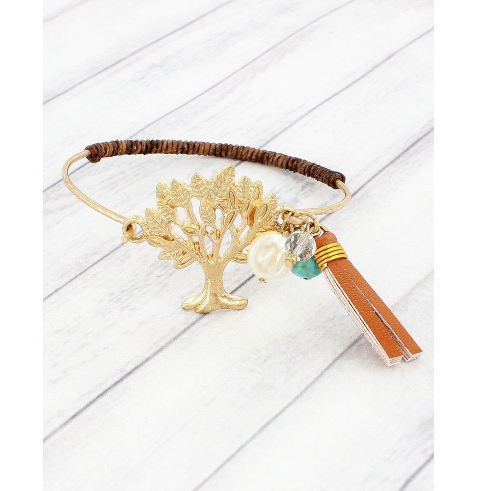 💠Just In!💠 GOLD-TONE TREE & TASSEL CHARM BANGLE