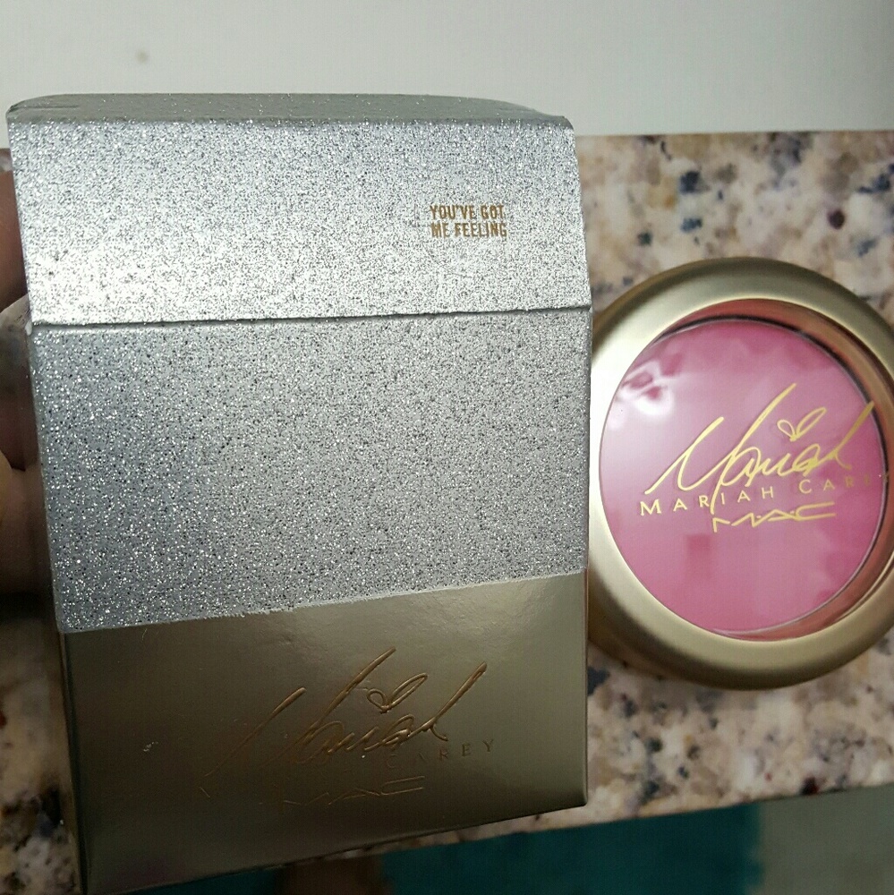 Mac x mariah LE blush