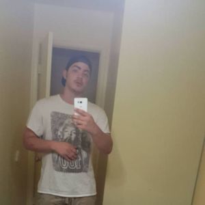 Meet your Posher, Jonathan