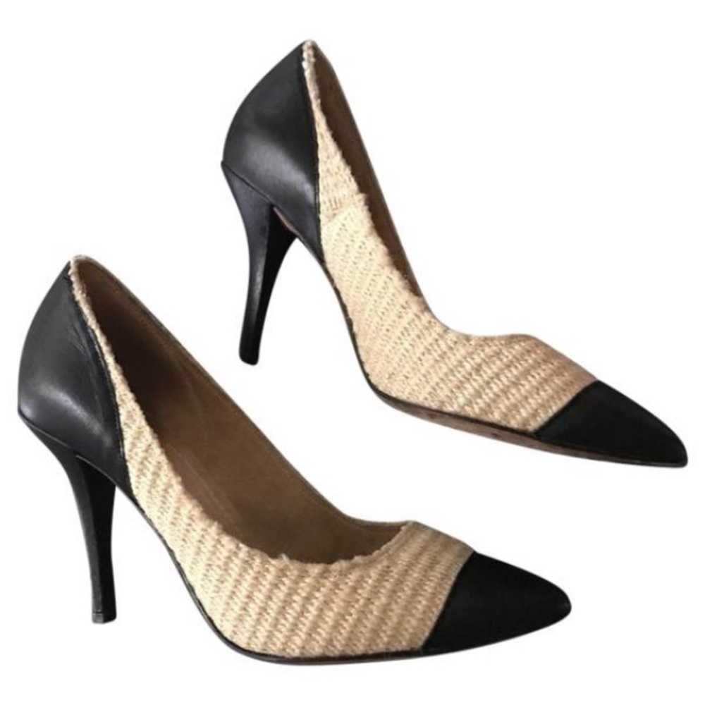 FLASH SALE: Isabel Marant Gava pumps