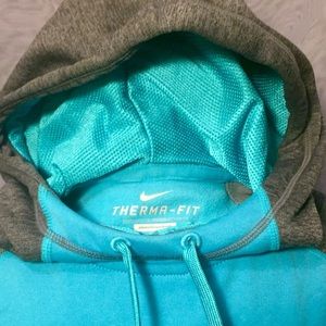 Women's NIKE ThermaFit Hoodie