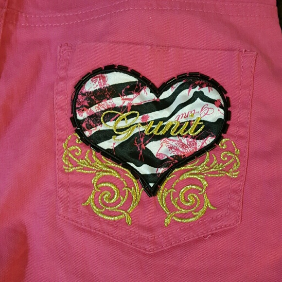 3 for $25 Girls capris - Picture 5 of 6