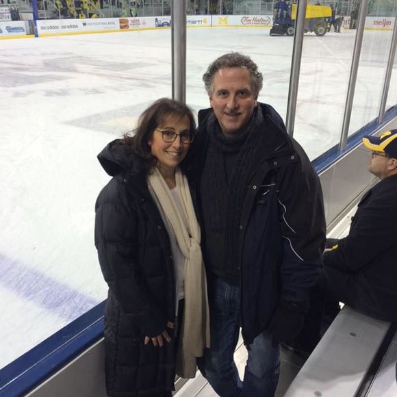 Meet your Posher, Joanie - Picture 1 of 1