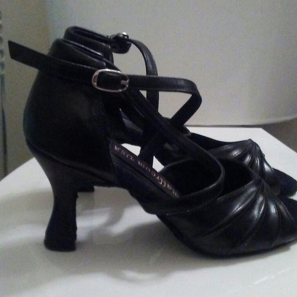 Ballroom dance shoes - Picture 2 of 3