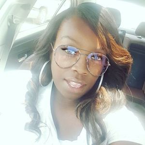 Meet your Posher, Markala