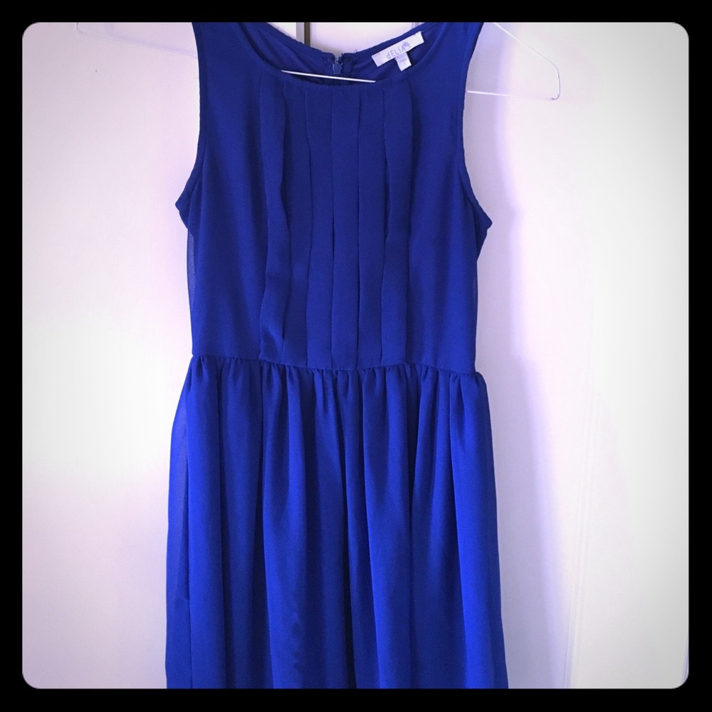 Blue sleeveless dress