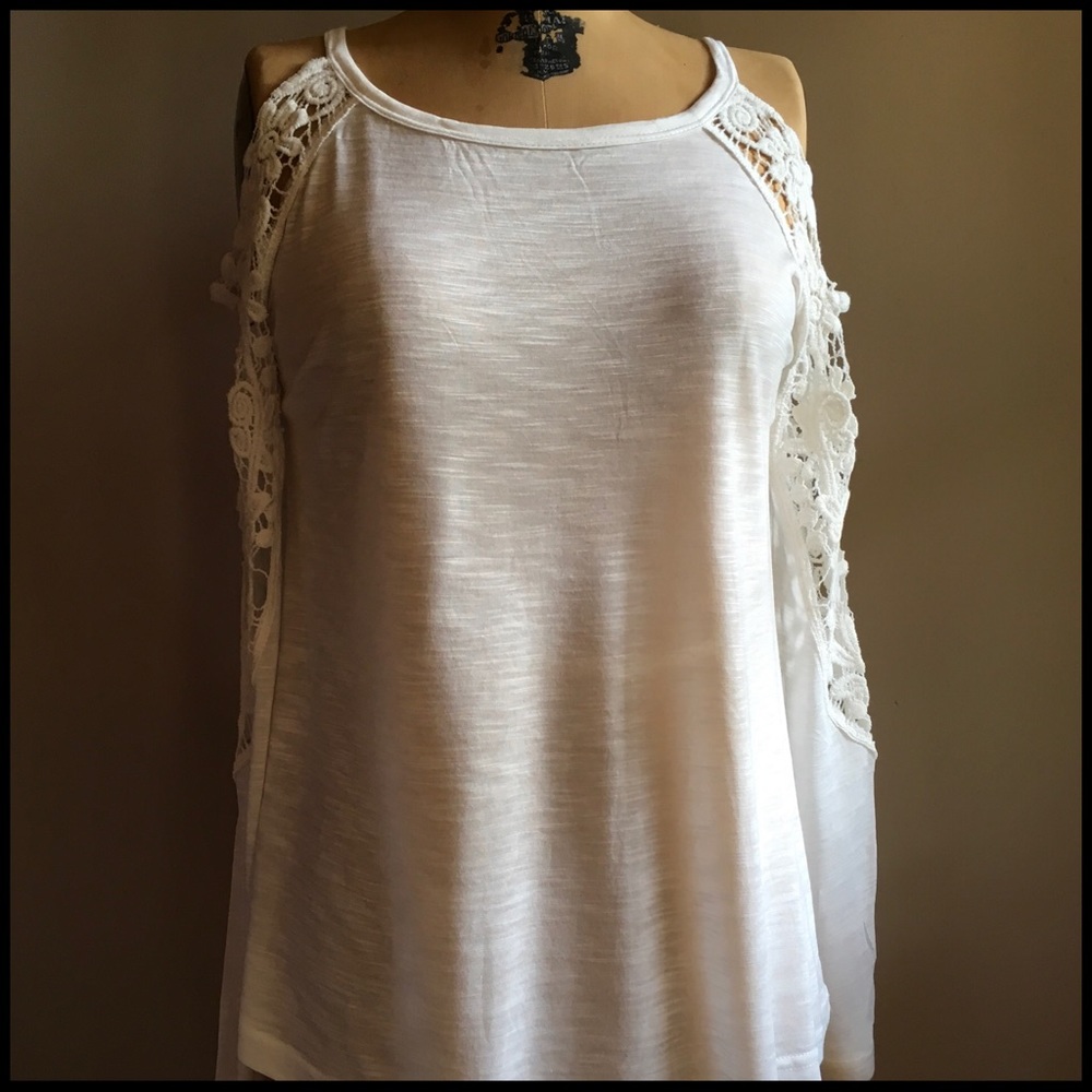 Perfect Cold-Shoulder Top - Picture 2 of 8