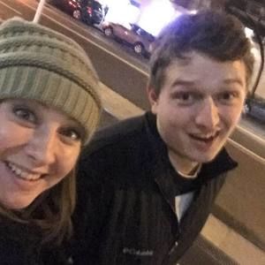 Meet your Posher, Charis