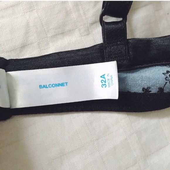 ✖️SOLD✖️NWOT Gap body bra set - Picture 3 of 4