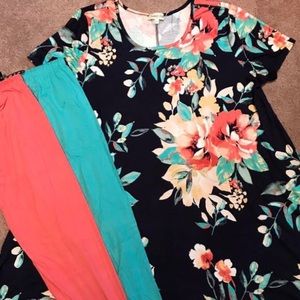 FLoral Dress/shirt with or without leggings