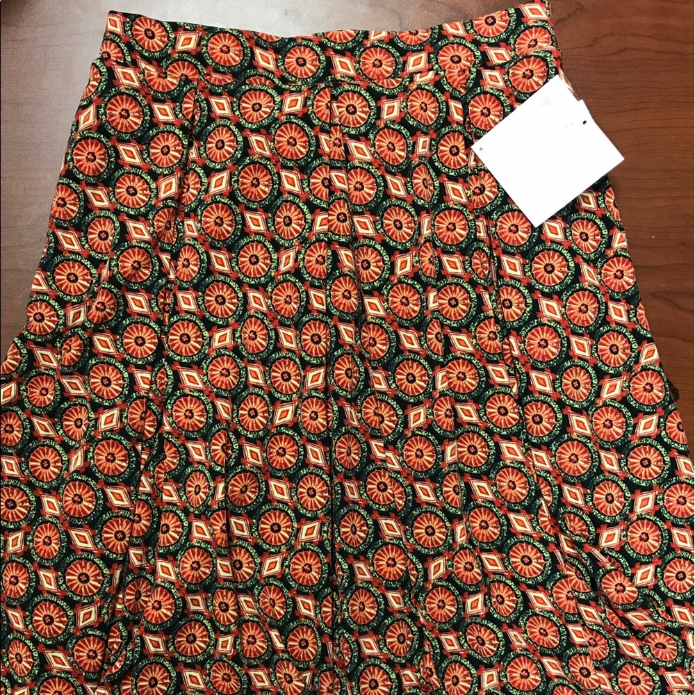 NWT LuLaRoe Madison skirt