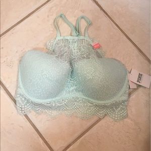 Victoria Secret Bradley te