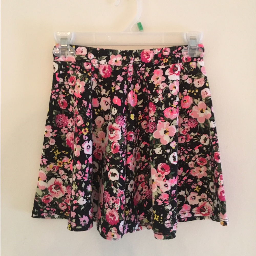 Floral Skirt 🌸