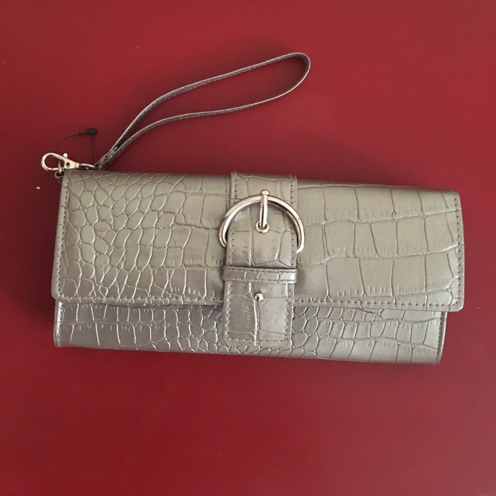 Kelly & Katie Silver Clutch (never used!)