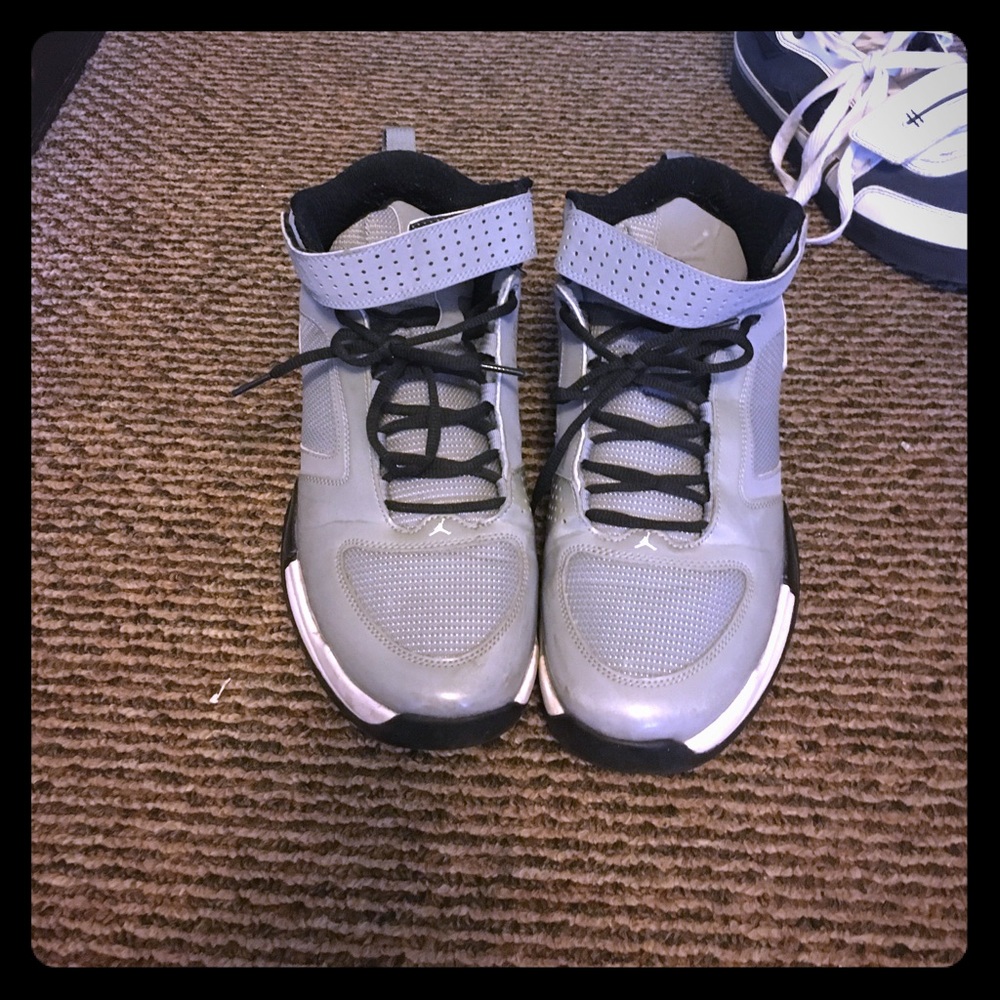 Men's Jordan sneakers