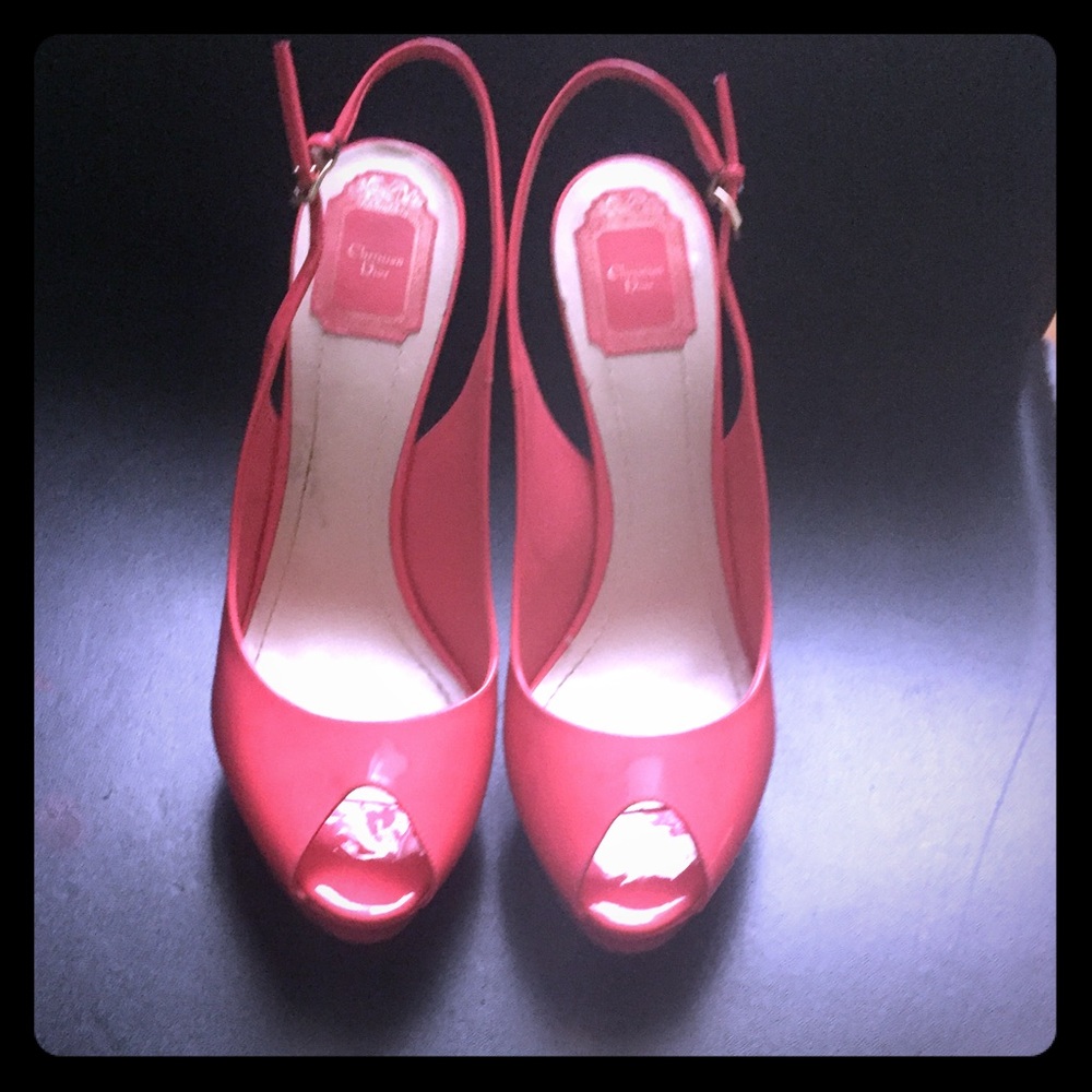 Dior pump