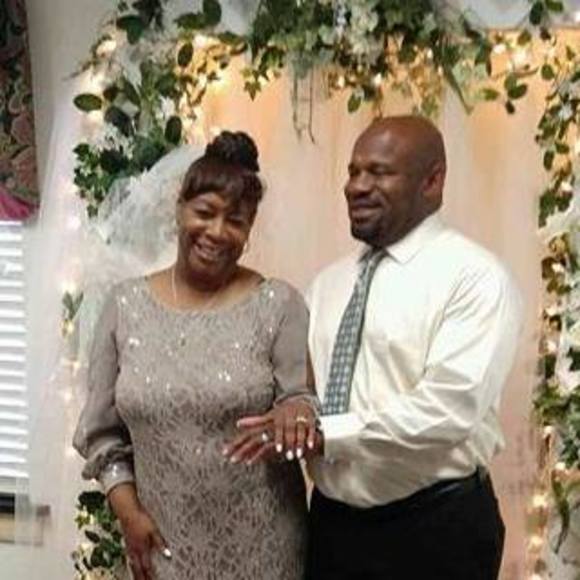 Meet your Posher, Georgette - Picture 1 of 1