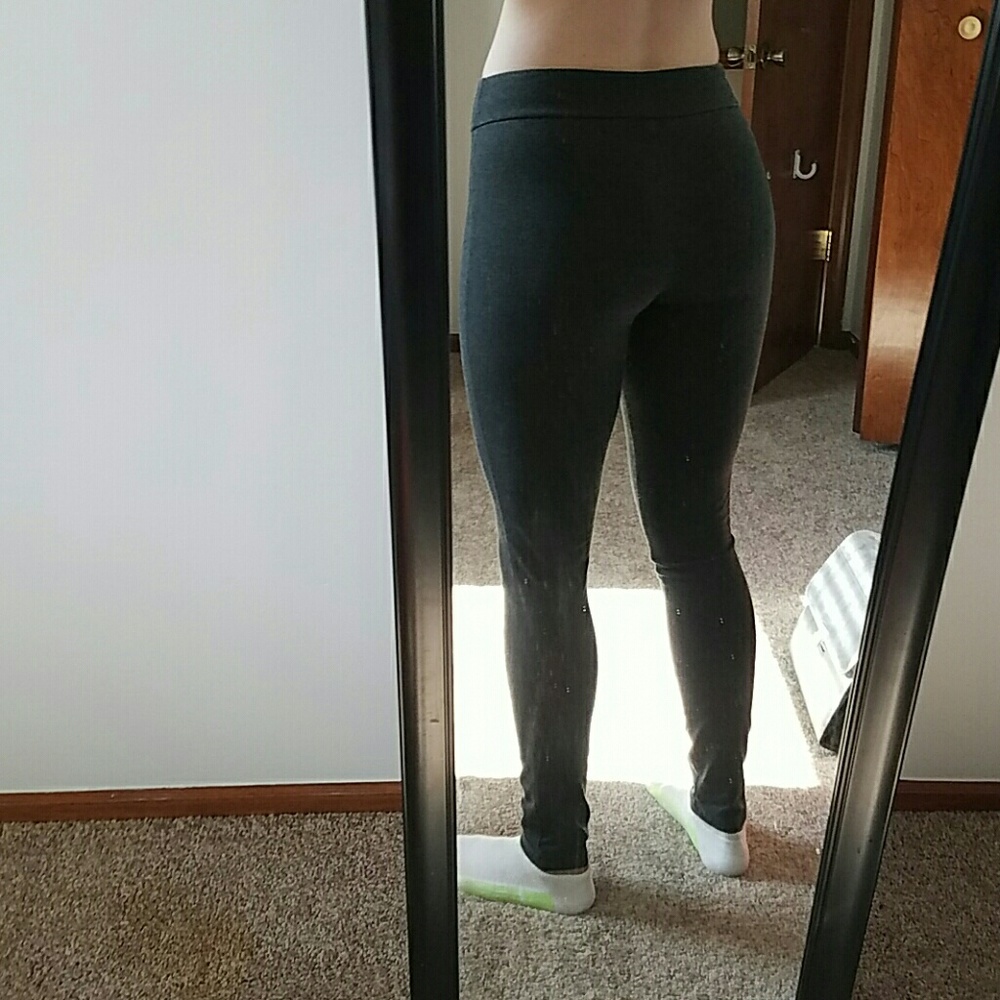 The Girls charcoal yoga leggings