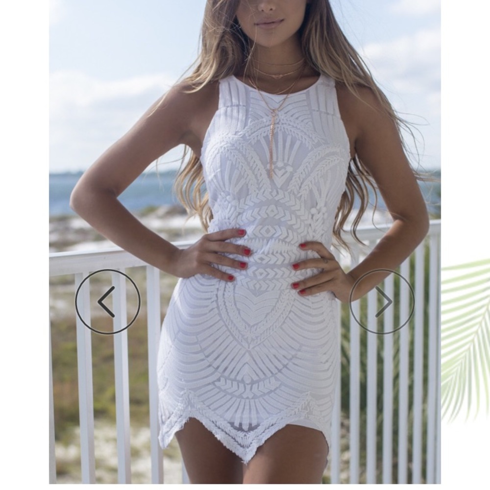 BRAND NEW Amazing Lace White Dress
