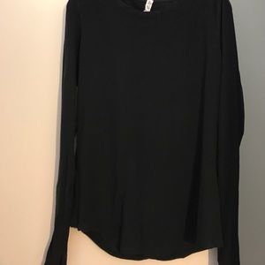 Black lululemon long sleeve top