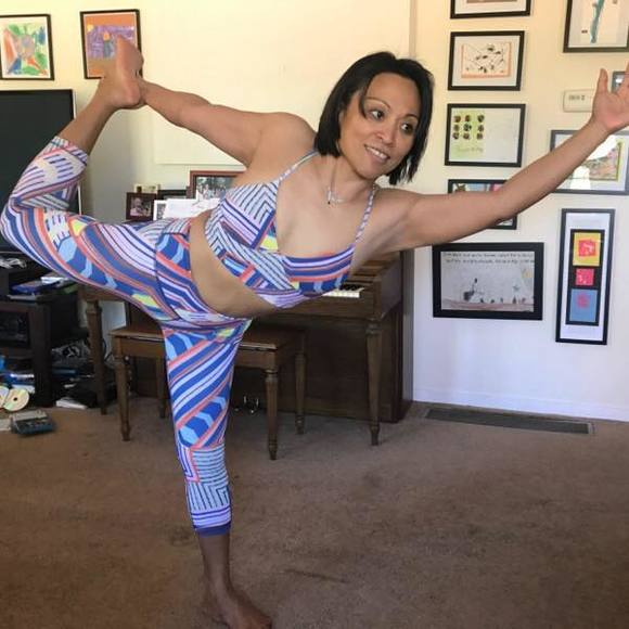 Meet your Posher, Rhacel - Picture 1 of 1