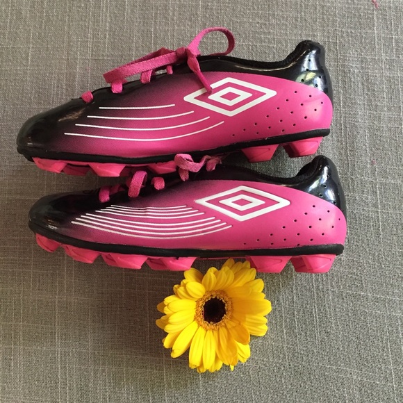 Umbro Shoes | Black Pink Soccer Cleats Girls Size 13 Euc | Poshmark