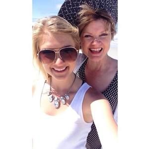 Meet your Posher, Ellie