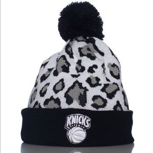 Leopard Knicks beanie new era