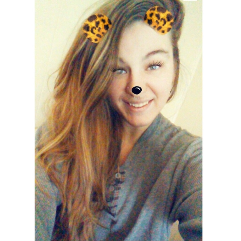 Meet your Posher, Brianna