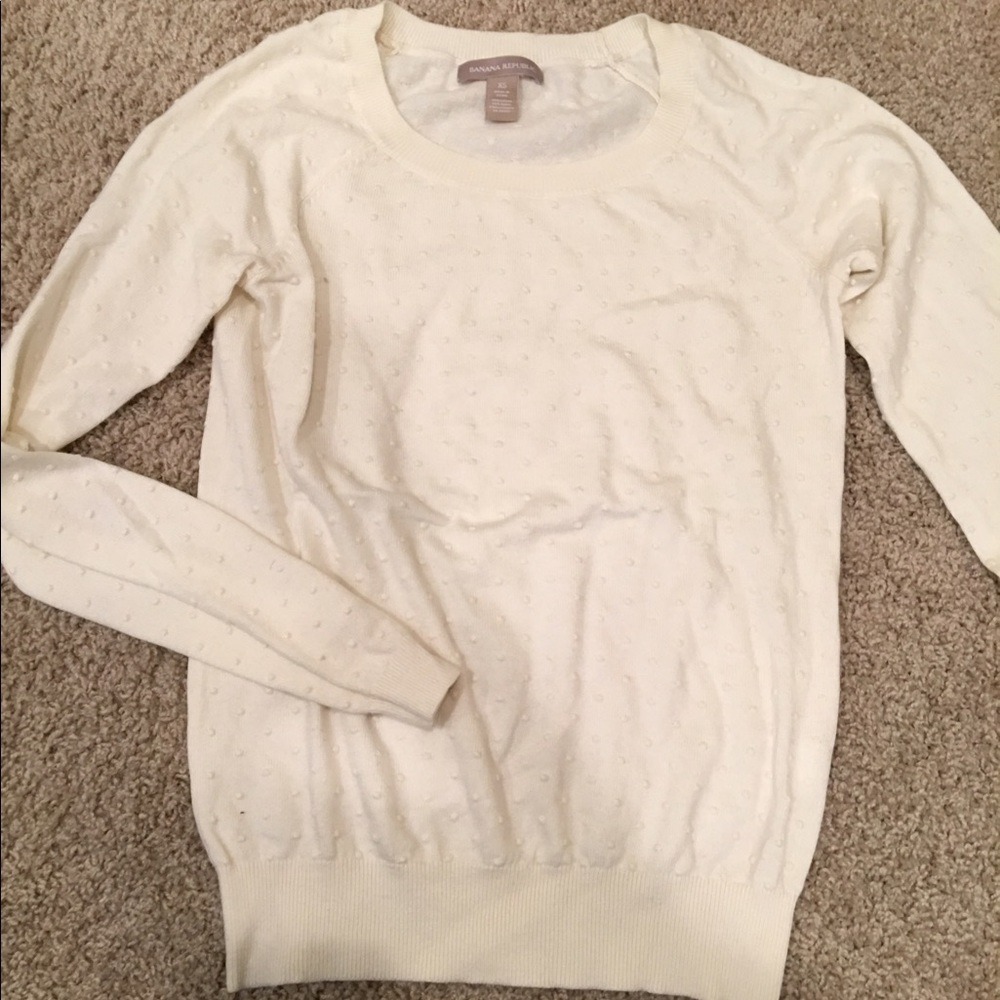 Banana Republic Cream Crew Neck Sweater