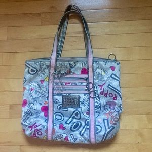 Coach Poppy Printed Tote Bag