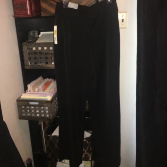 Bow Closure Black Pant - Picture 4 of 4