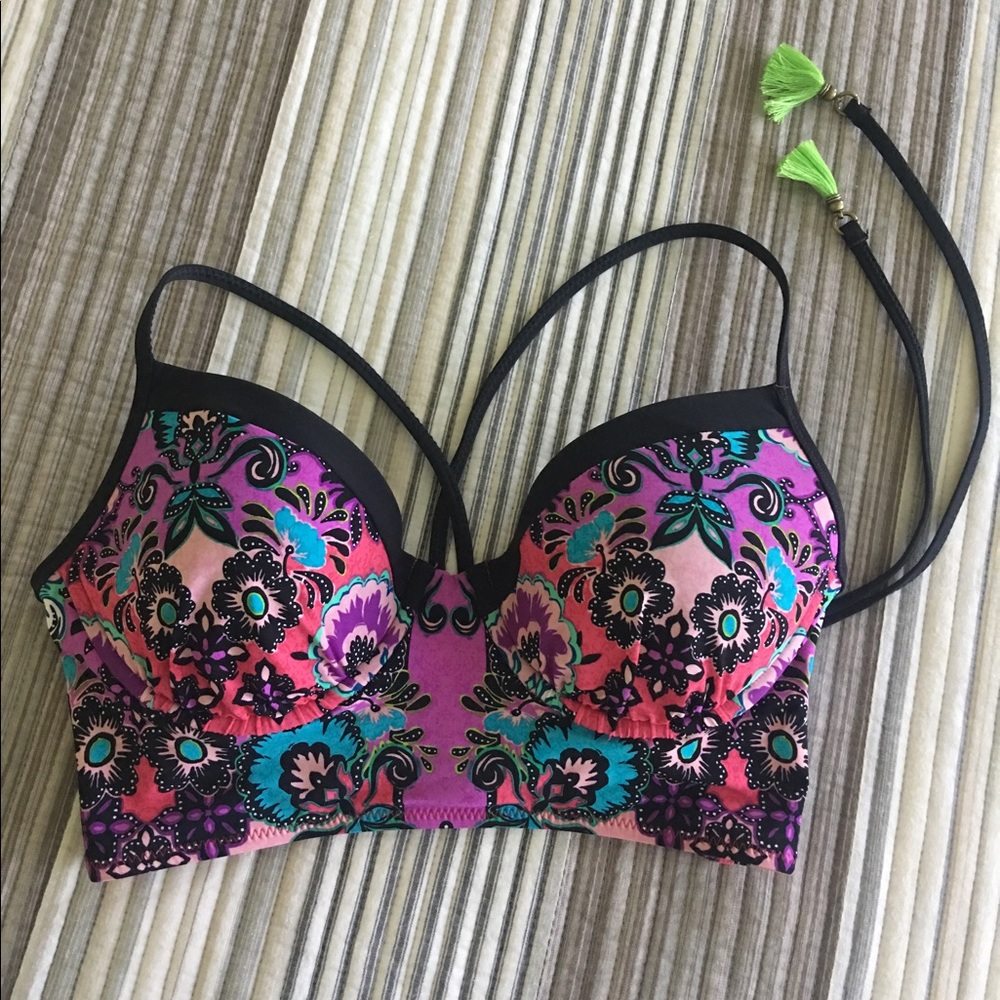 NWOT Nanette Lapore Swim Bikini Top