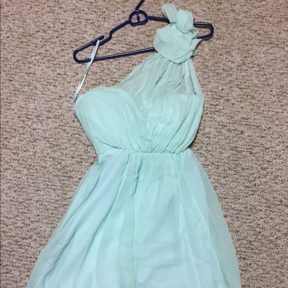 mint green flowy dress