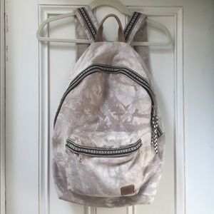 spurling lakes backpack